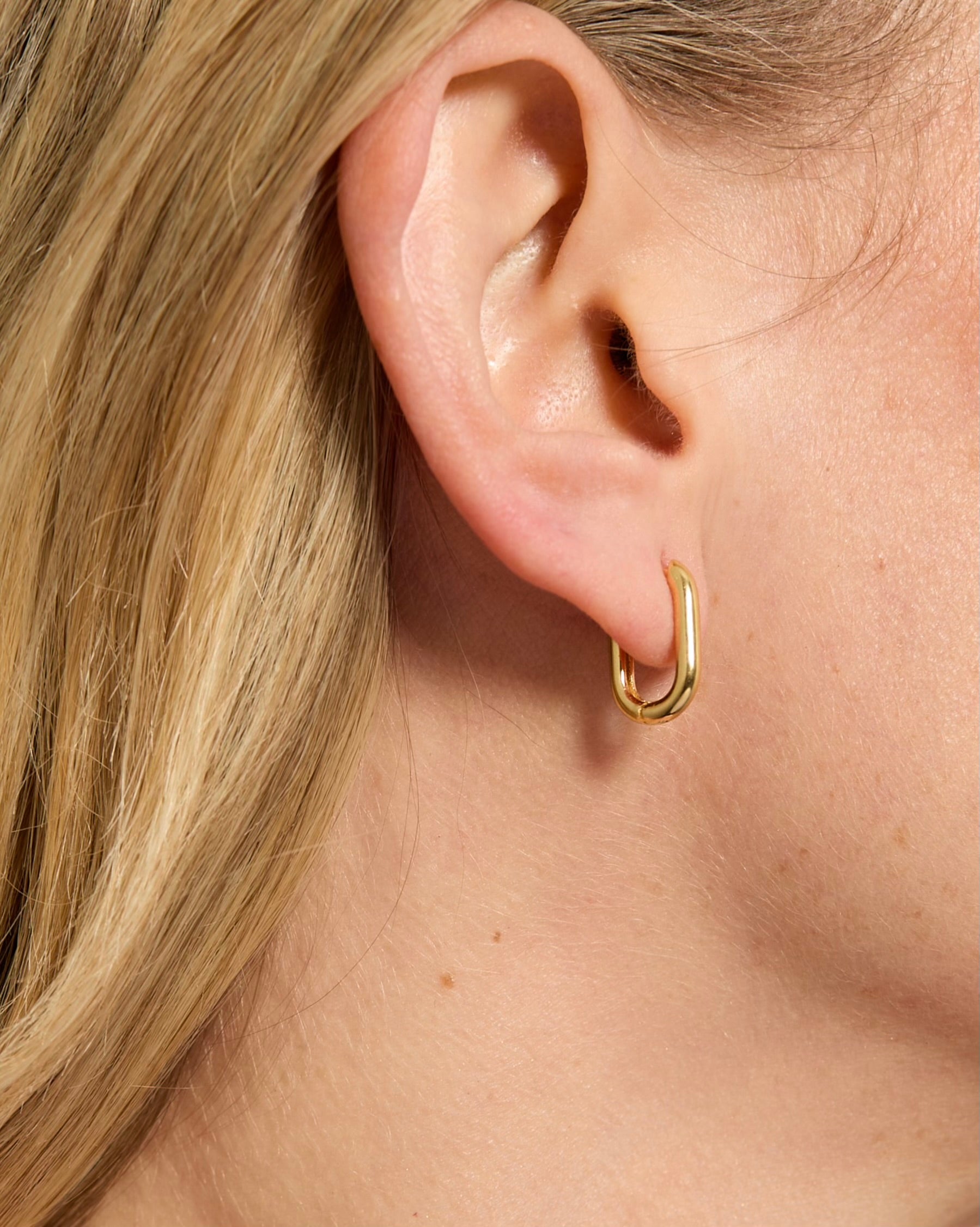 Oval Hoops